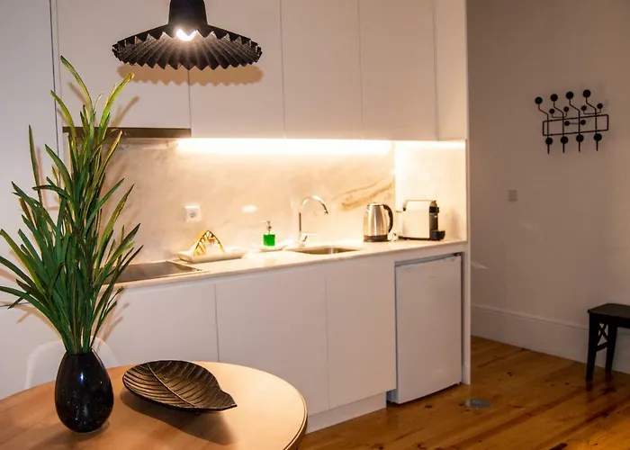 Douro Virtudes Historical Center * Oporto