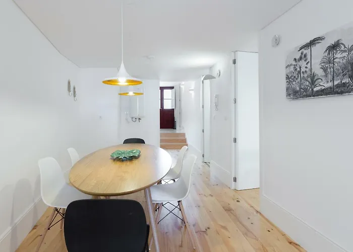 Douro Virtudes Historical Center Apartment *