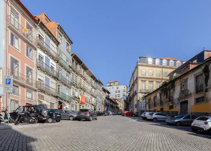 Douro Virtudes Historical Center Apartment *