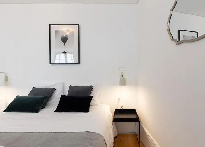 Douro Virtudes Historical Center Apartment